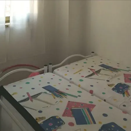 펜션 Cozy Holiday Home In Briatico Calabria With Private Beach *