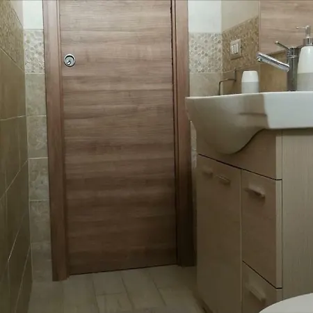 Cozy Holiday Home In Briatico Calabria With Private Beach 펜션