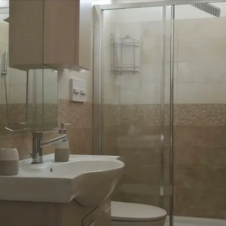 펜션 Cozy Holiday Home In Briatico Calabria With Private Beach 브리아티코